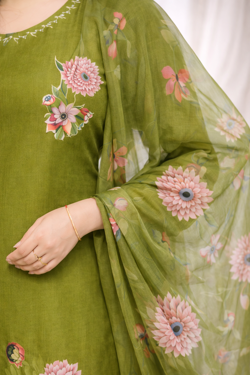 Olive Bloom Grace Kurta Set